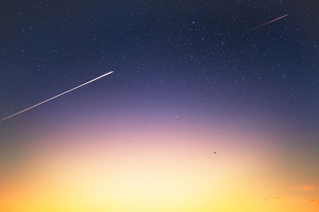王星越白鹿联系解析:又爱又恨的宿舍日常引发热议
